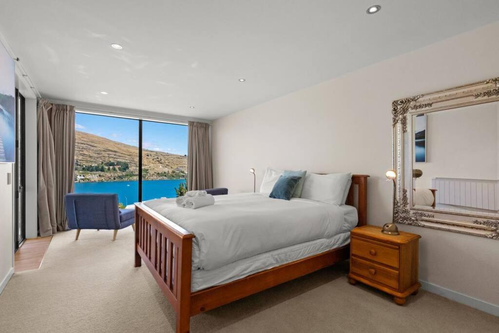 4 Bedroom Stunning Modern Family Home Queenstown Exterior photo